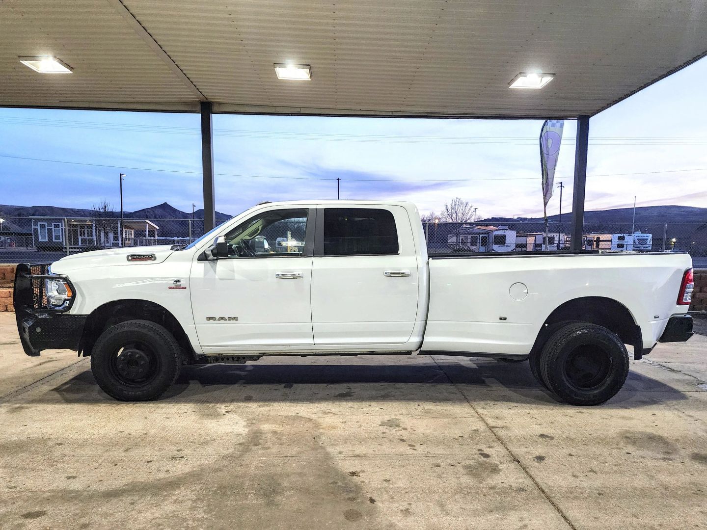 ram ram 3500 pickup 2019 3C63RRHL8KG547433 image ram ram 3500 pickup 2019 3C63RRHL8KG547433 image